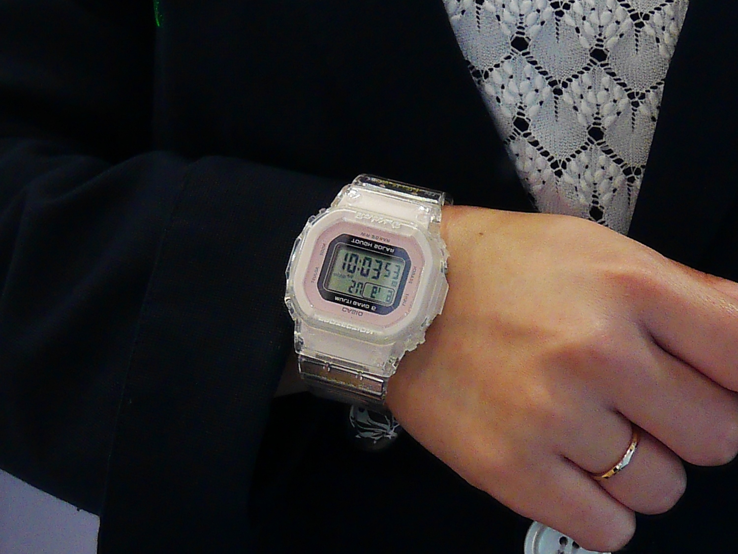 レディース腕時計】 BABY-G × イルクジ BGD-5001K-7JR | yamatoya